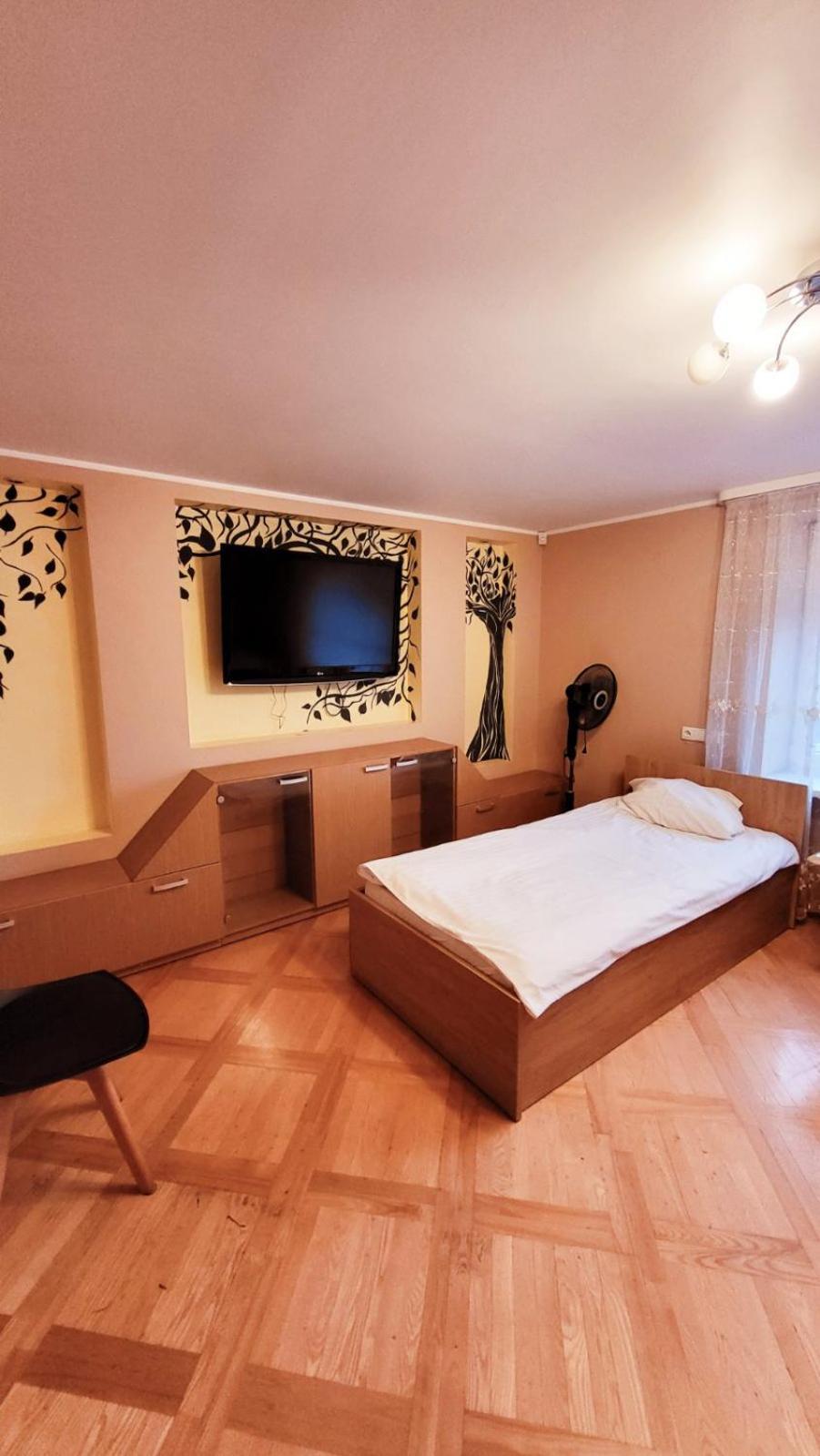 Hotel Sveciu Namai "Robeda House" à Kybartai Extérieur photo