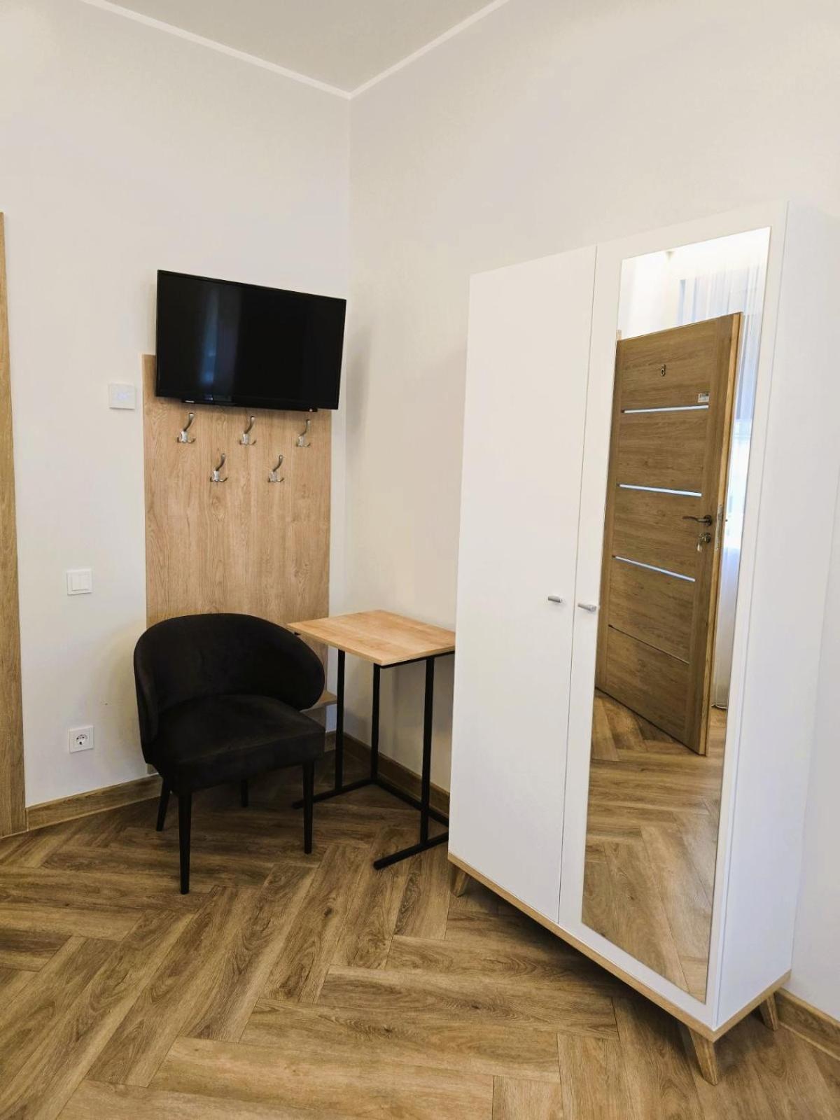 Hotel Sveciu Namai "Robeda House" à Kybartai Extérieur photo