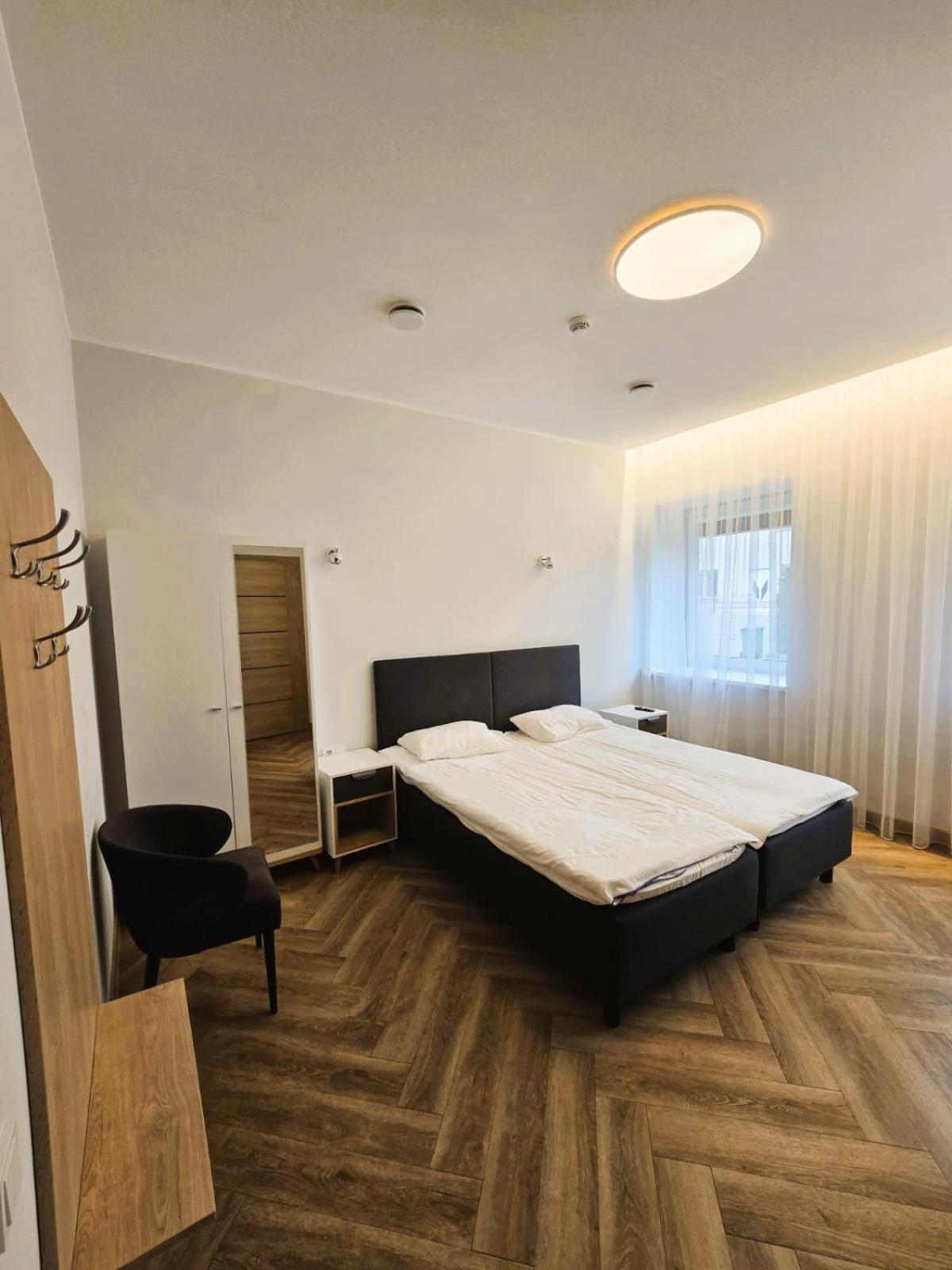 Hotel Sveciu Namai "Robeda House" à Kybartai Extérieur photo