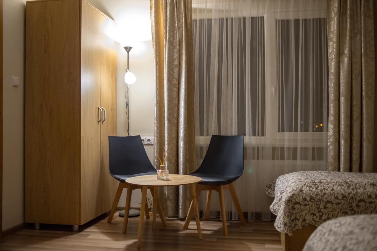 Hotel Sveciu Namai "Robeda House" à Kybartai Extérieur photo